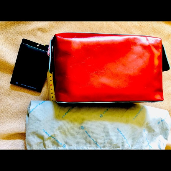 Travel bag Piquadro Red Italian Leather